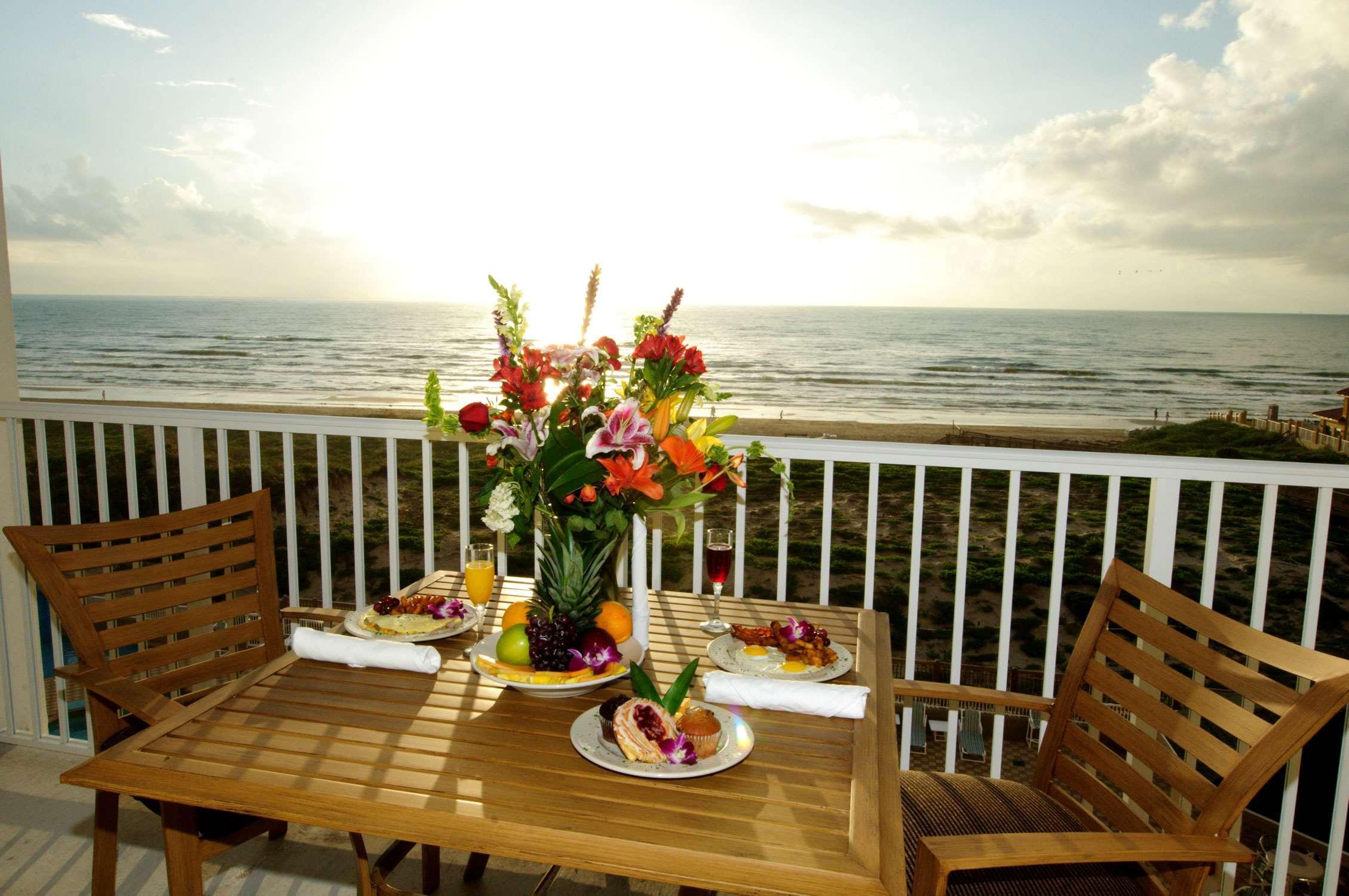 Hilton Garden Beachfront Hotel
